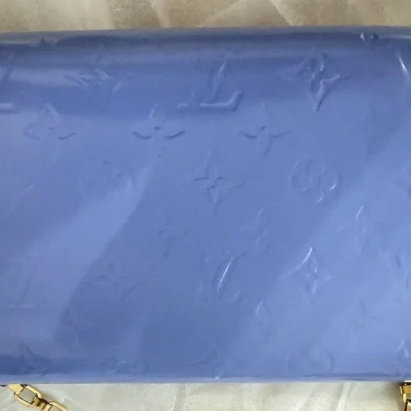 Louis Vuitton Rossmore Amante Light Lavender Patent Leather Clutch Gold Hardware - Picture 5 of 12